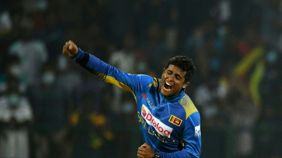 Vandersay stars as Sri Lanka crush Zimbabwe to clinch ODIs 2-1