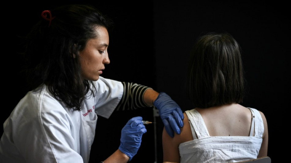 Papillomavirus: dans un collège, vaccins, questions et réticences