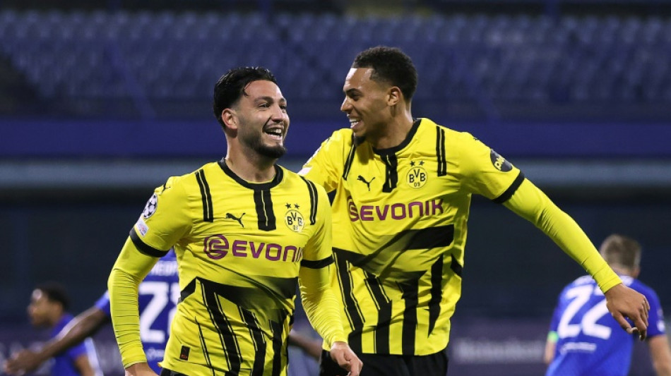 Dortmund vence Dínamo de Zagreb (3-0) e fica entre os líderes na Champions