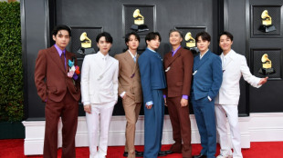 El grupo de pop coreano BTS anuncia una pausa en su carrera