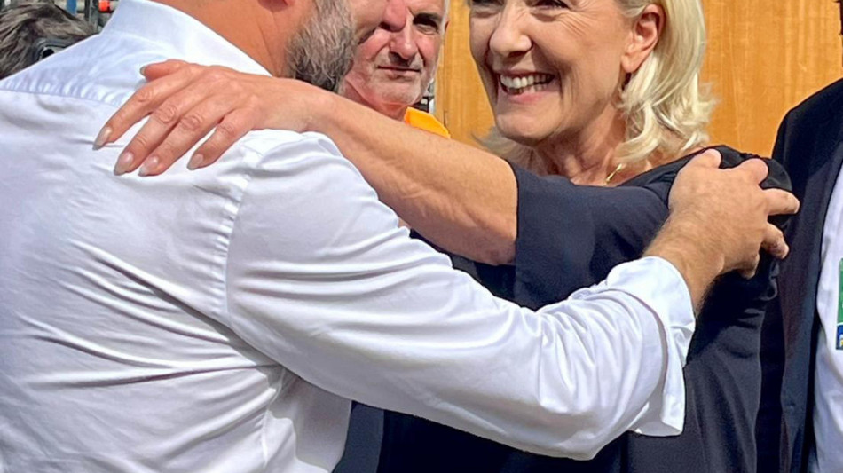 Salvini, Meloni su Le Pen? Bene che Marine sia stimata