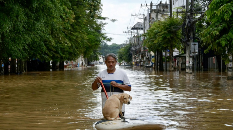 Flash flooding kills three in northern Thailand