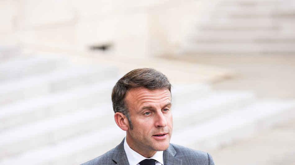 Moody's, 'da instabilità politica Francia rischi per le banche'