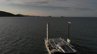 Le navire-laboratoire Energy Observer de retour à Saint-Malo après 7 ans d'odyssée