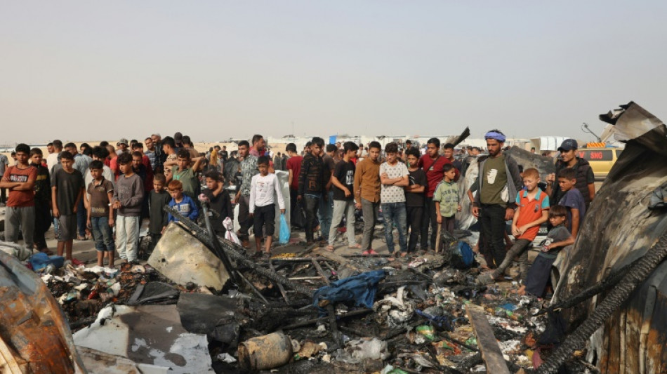 Bombardeio israelense contra campo em Rafah provoca indignação mundial