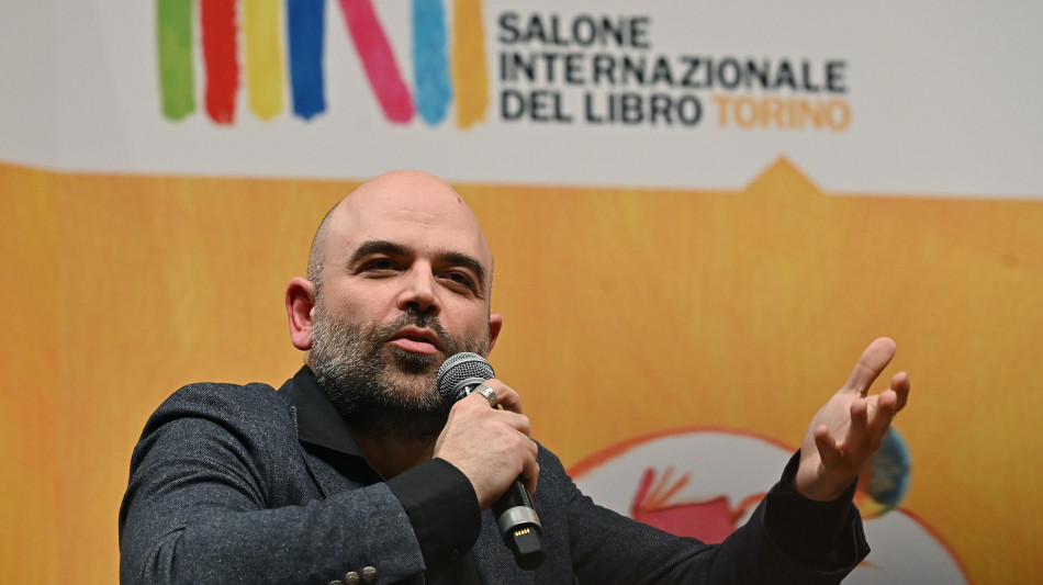 Mazza, Saviano non ci sarà, Scurati declina invito