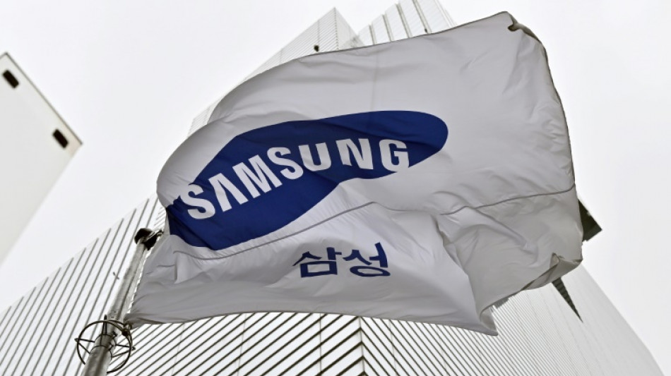 South Korea Samsung workers start strike: union chief