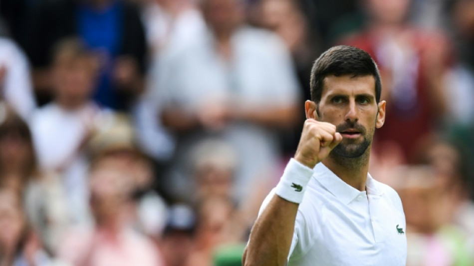 Djokovic estreia em Wimbledon com vitória sobre argentino Pedro Cachín