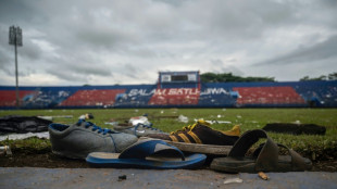 Regierung fordert Bestrafung der Verantwortlichen von Stadionkatastrophe