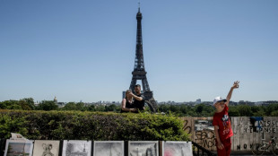 Malgré la reprise, "encore une année difficile" pour la tour Eiffel