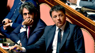 Open: pm, 'a Consulta conflitto poteri su chat Renzi'