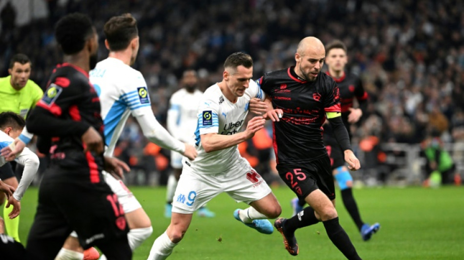 L1: Marseille battu 2-0 par Clermont au Vélodrome, talonné par Nice