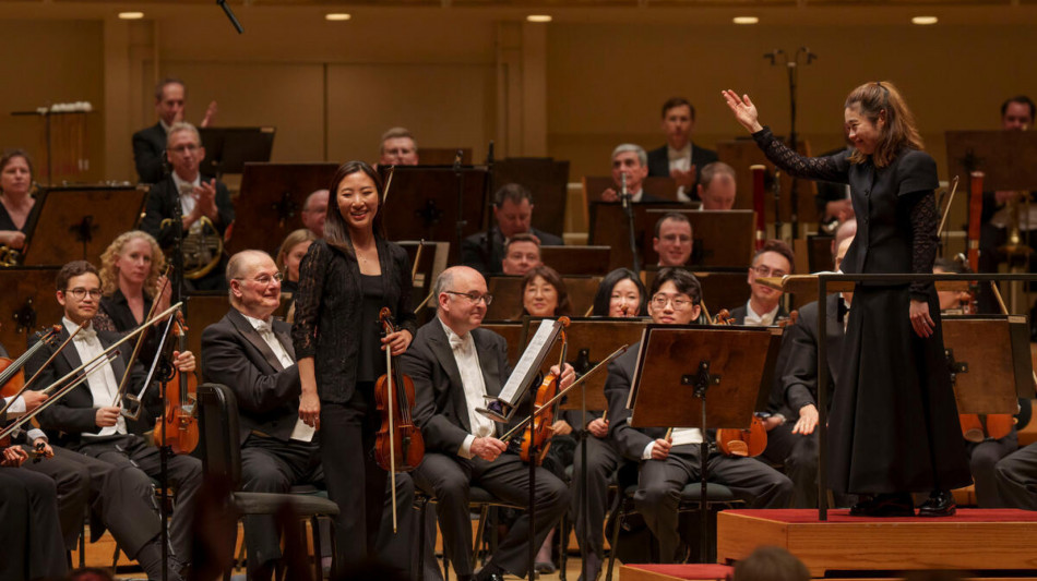 Elim Chan conquista la Chicago Symphony, ribalta giovani maestri