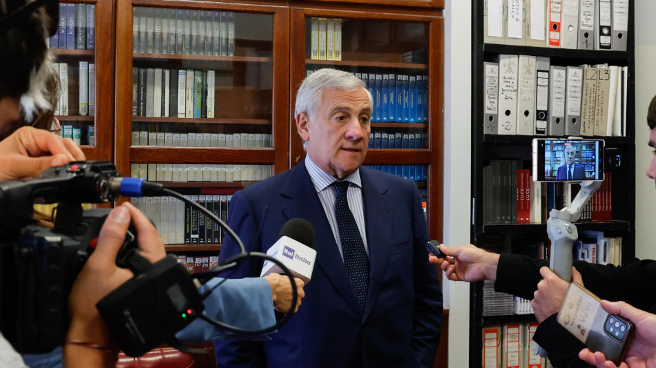 Tajani sullo ius sanguinis, 'la cittadinanza è una cosa seria'