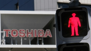 El presidente de Toshiba renuncia antes de un voto sobre el plan de división