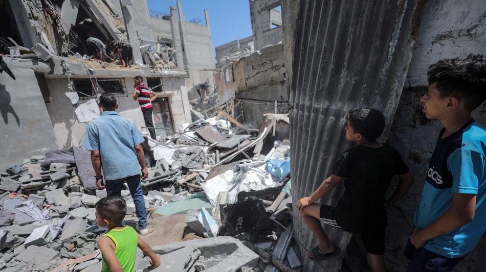 Wafa, '10 palestinesi uccisi in raid di Israele a Gaza centro'