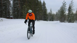 Un Français réussit le premier ultra triathlon dans des conditions polaires