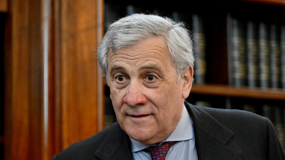 Tajani, 'favorevoli agli eurobond per la difesa comune'