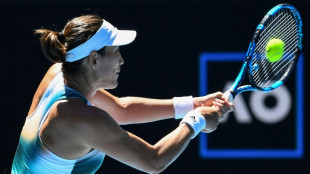 Muguruza y Schwartzman caen en Australia, Medvedev cede un set pero gana