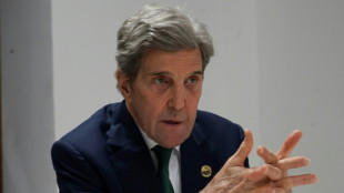 Kerry dice que 10.000 millones de habitantes en la Tierra es insostenible