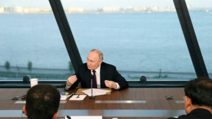 Putin weist angebliche "imperiale Ambitionen" Russlands als "Schwachsinn" zurück