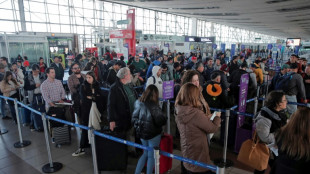 Paralisação de controladores aéreos causa atrasos e cancelamento de voos no Chile