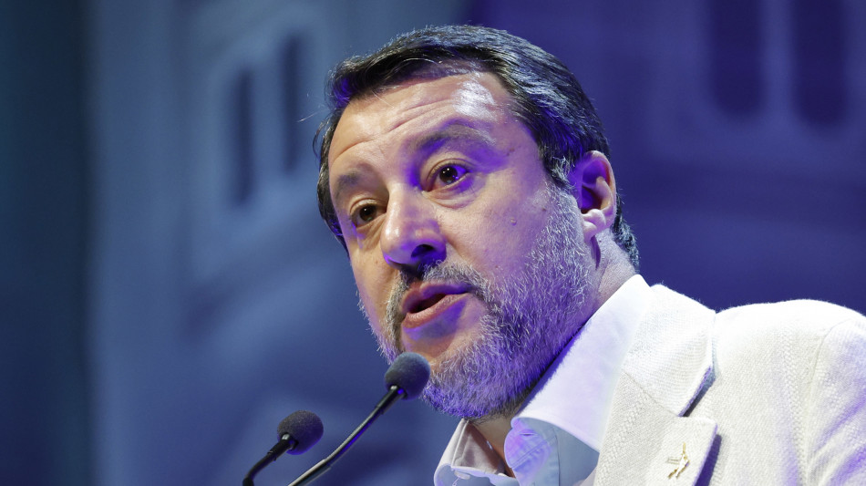 Salvini, 'no dell'Italia a qualsiasi nuova tassa su emissioni'
