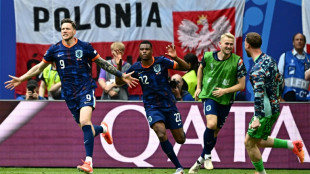 Holanda vence Polônia de virada (2-1) em sua estreia na Euro-2024