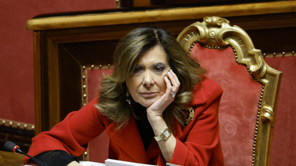 Scintille Casellati-Borghi in aula,seduta del Senato sospesa