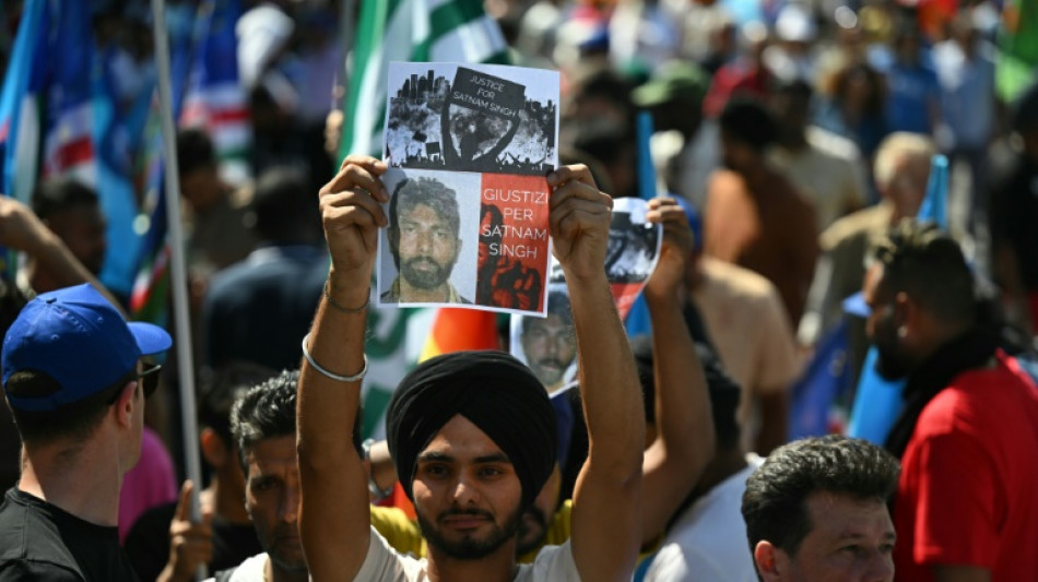 Berliner Tageszeitung - Milhares De Indianos Se Manifestam Na Itália ...