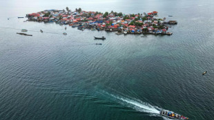 'A vida continua': indígenas iniciam êxodo de ilha panamenha engolida pelo mar