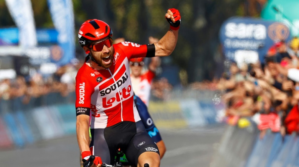 Tour d'Italie: De Gendt gagne à Naples