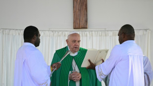 In Papua New Guinea, Pope holds mass 'at the edge of the world'