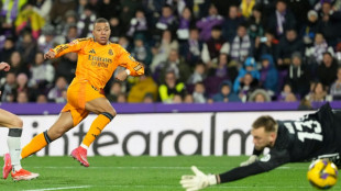 Espagne: Mbappé voit triple, le Real Madrid prend le large