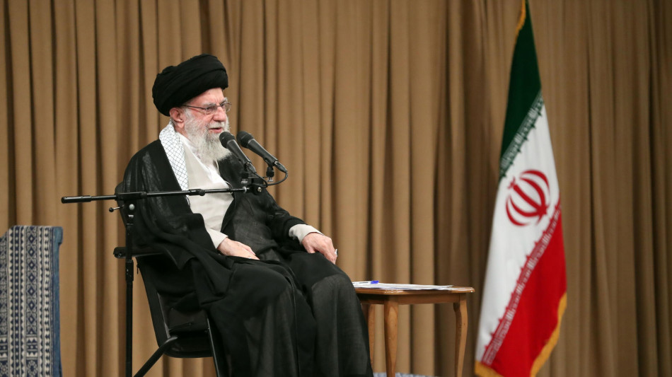 Khamenei, tutti i musulmani si schierino con Hezbollah