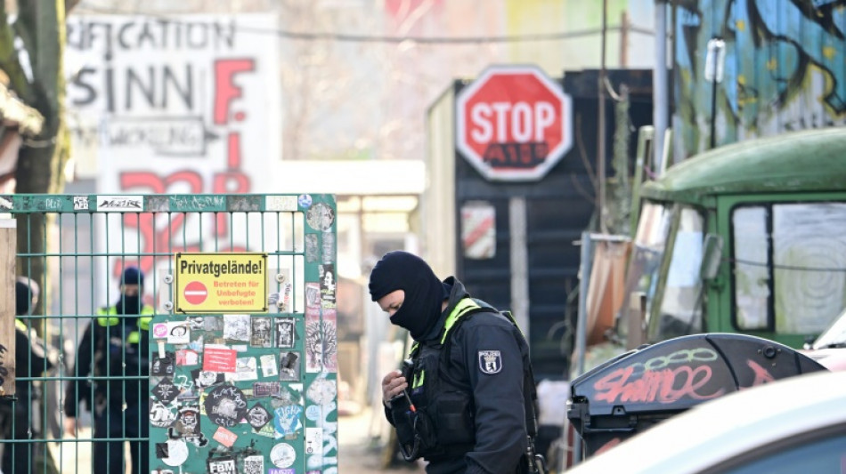 Berliner Tageszeitung - Garweg Und Staub Nicht Unter Festgenommenen Bei ...