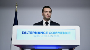 La extrema derecha gana primera vuelta de elecciones legislativas en Francia