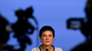 Wagenknecht hält sich Kanzlerkandidatur offen - und findet Kohl besser als Merz