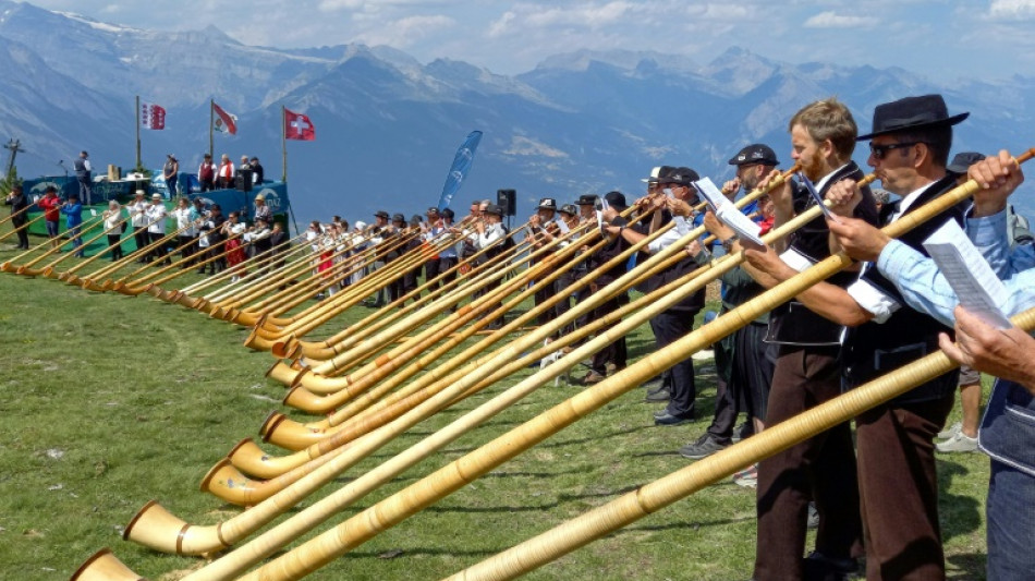 Berliner Tageszeitung - Alphorn Fest Brings Sound Of Music To Swiss Alps