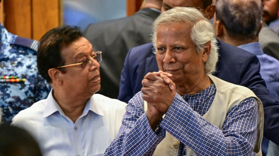 Nobelpreisträger Yunus für Regierungsübernahme nach Bangladesch zurückgekehrt