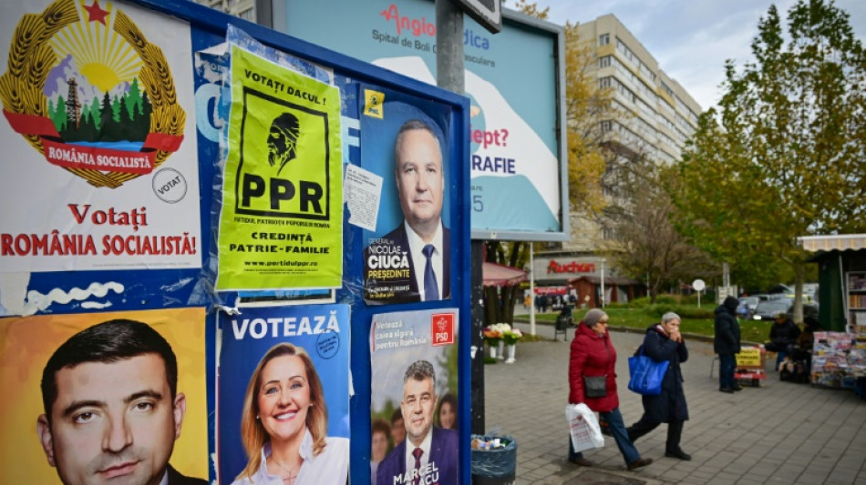 Un candidato prorruso y una alcaldesa desconocida pasan al balotaje en presidenciales de Rumania