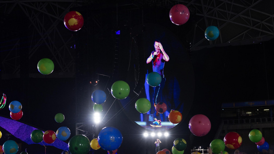 Feelslikeimfallinginlove, un nuovo singolo per i Coldplay